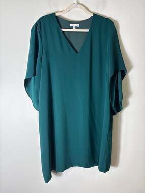 Anna Cate Forest Green Half Sleeve V-Neck Shift Dress Sz L